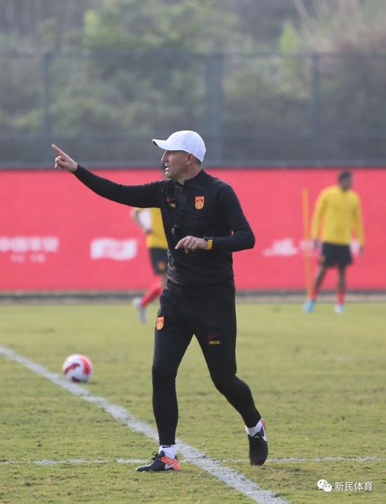 久久综合亚洲一区二区三区